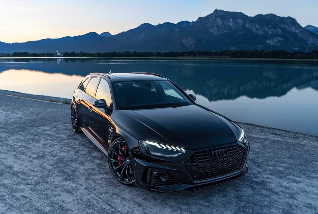 Car Beauty: Darth Vader Audi RS4 Avant ABT