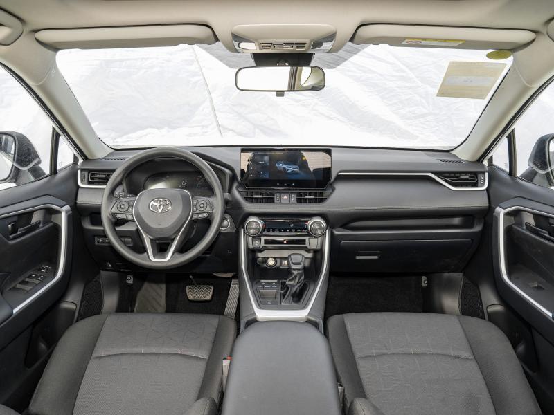 哈密RAV4荣放大幅降价！最新报价12.68万，数量有限