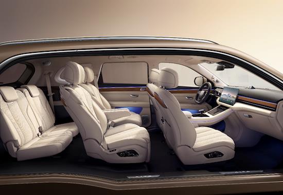 AITO, can M7 really compete with millions of luxury cars? _fororder_image012