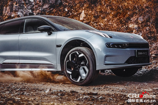 Intelligent electric four-wheel drive redefines hunting travel pole Krypton 001 unlocks and hides new skills _fororder_image003