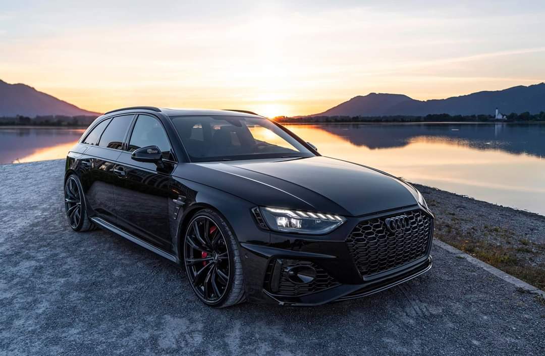 Car Beauty: Darth Vader Audi RS4 Avant ABT