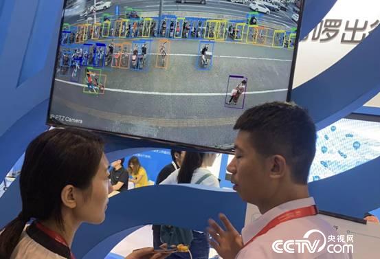 Argus intelligent visual interactive system put into use in Minhang District, Shanghai, transmits pictures.