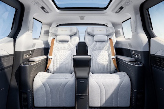 Price 789,000 yuan, Krypton 009 light open pure electric four ultra luxury MPV era _fororder_image015
